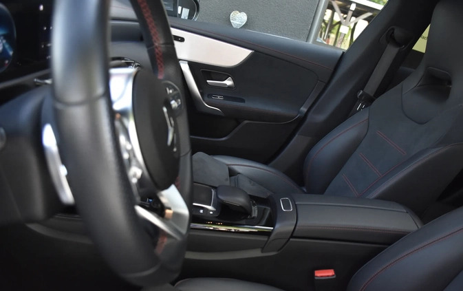 Mercedes-Benz CLA cena 179000 przebieg: 22000, rok produkcji 2021 z Debrzno małe 596